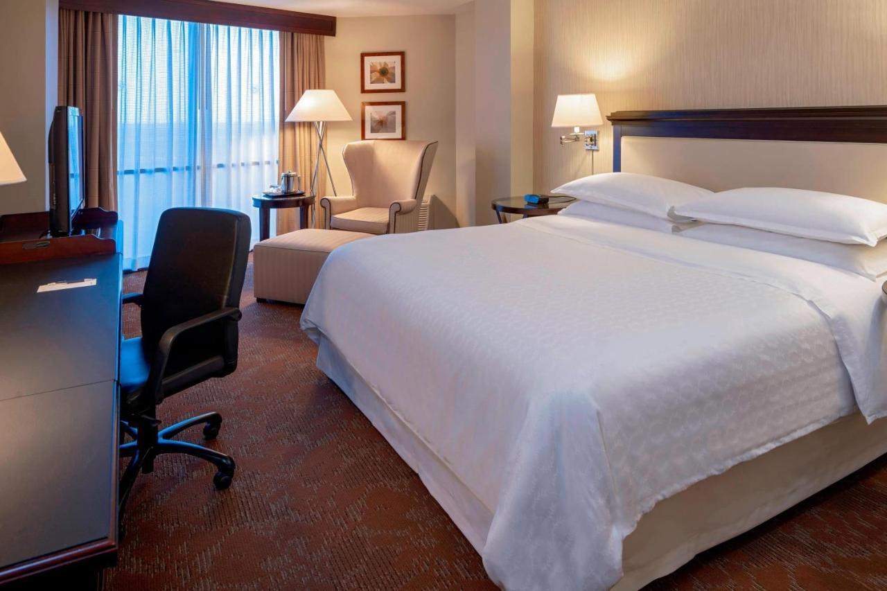 Hotel Sheraton Brookhollow 3*