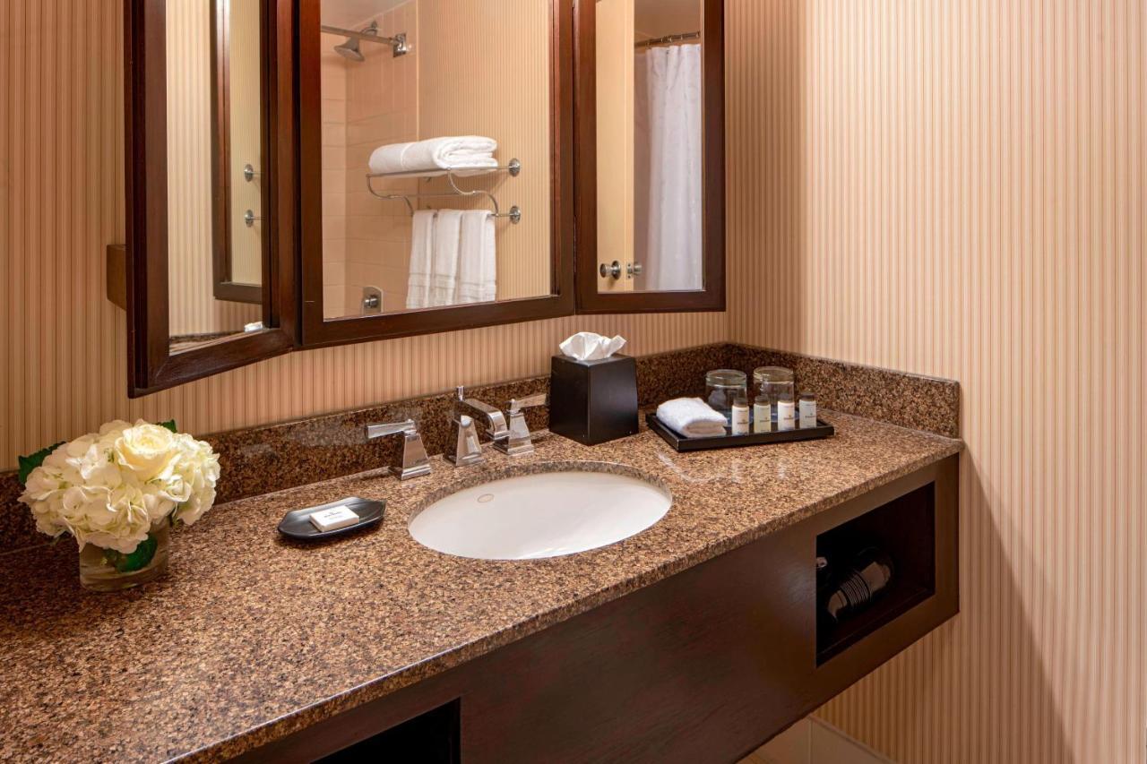 Sheraton Brookhollow 3* Houston