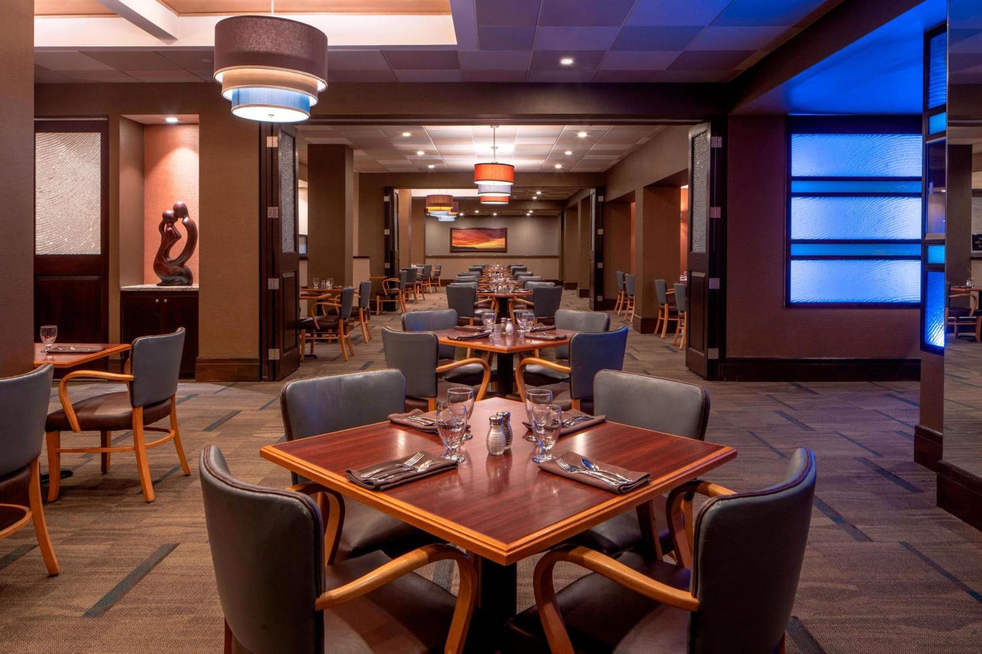 Hotel Sheraton Brookhollow