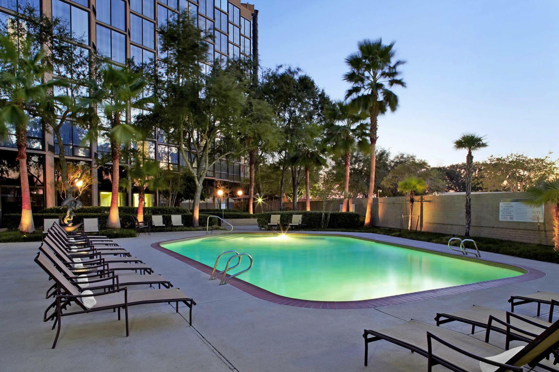 Sheraton Brookhollow Hotel Houston