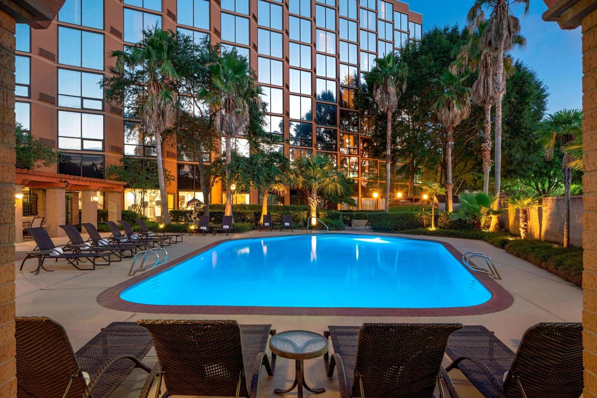 Sheraton Brookhollow 3* Houston