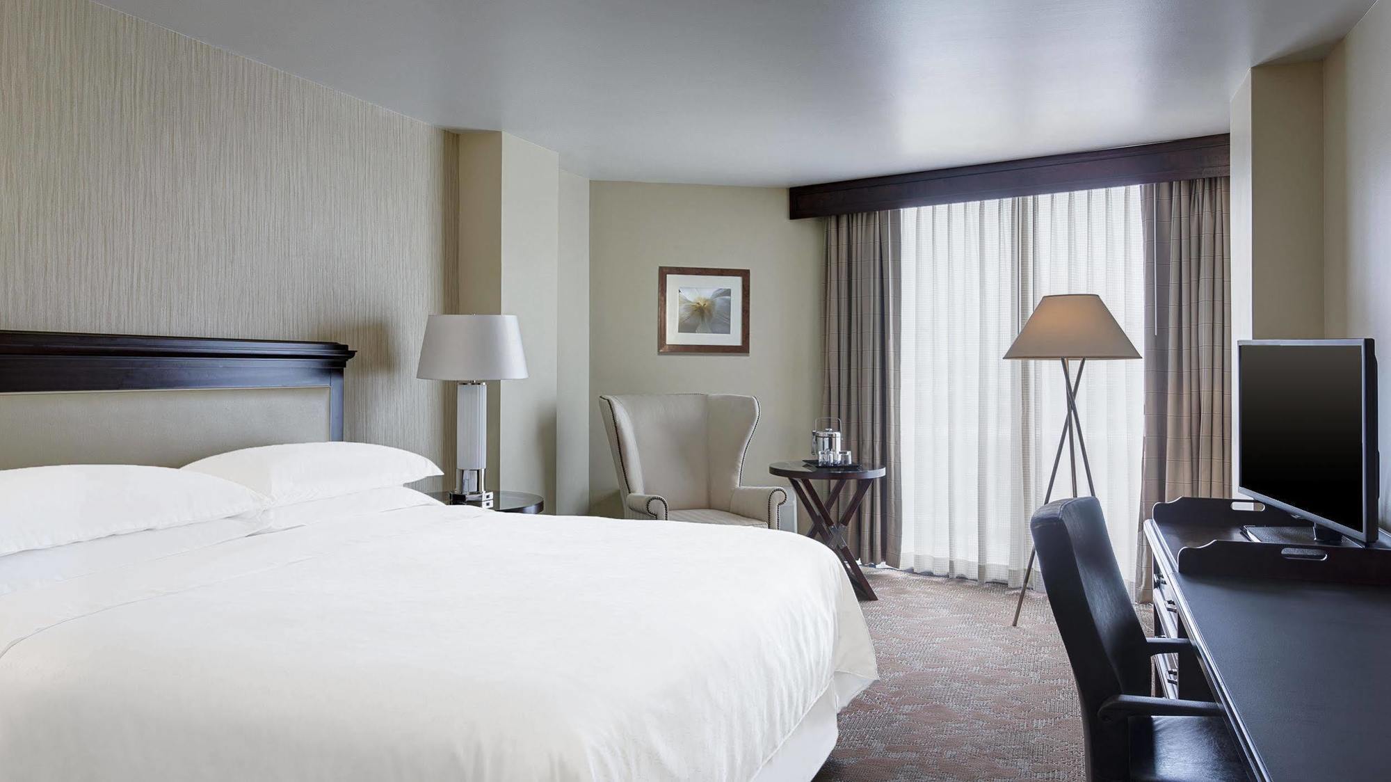 Sheraton Brookhollow Hotel Houston