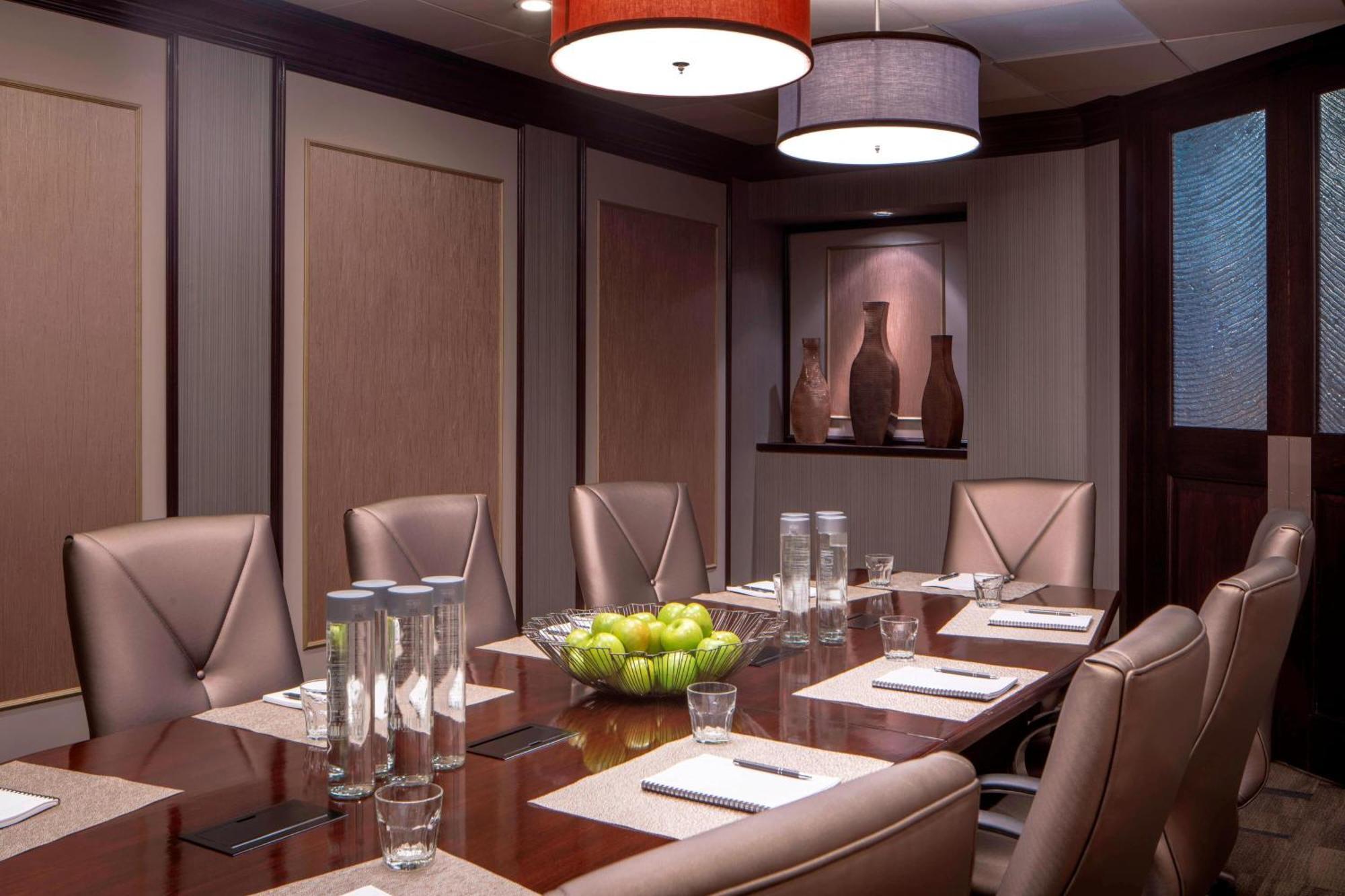 Hotel Sheraton Brookhollow 3*