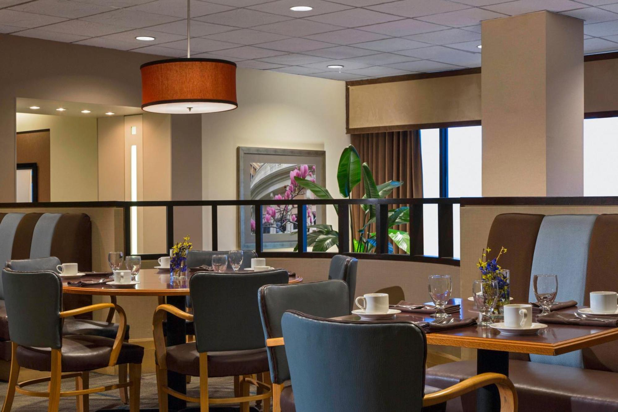 Sheraton Brookhollow